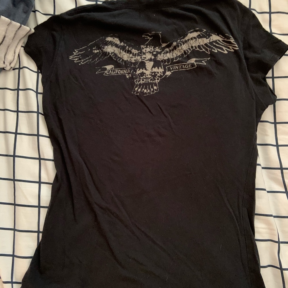 Black tee - Picture 2 of 3